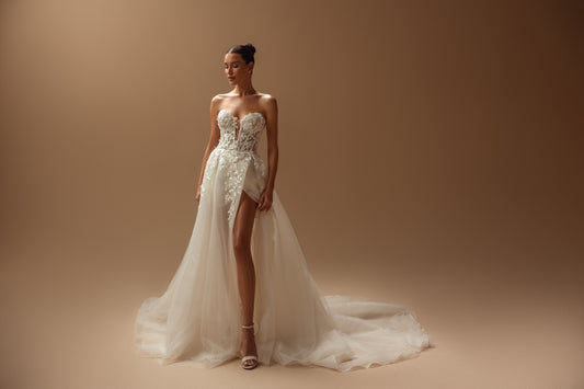 A Dream in White: Our Brides and Their Fairy Tale Weddings